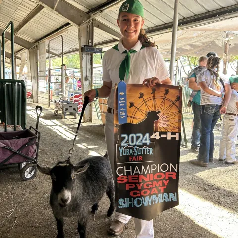 4-H youth member