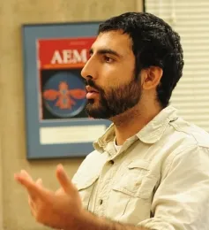 Mohammad-Amir Aghaee, recipient of John Henry Comstock Award, PBESA. (Photo by Kathy Keatley Garvey)