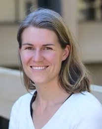 Community ecologist Rachel Vannette (Photo by Kathy Keatley Garvey)